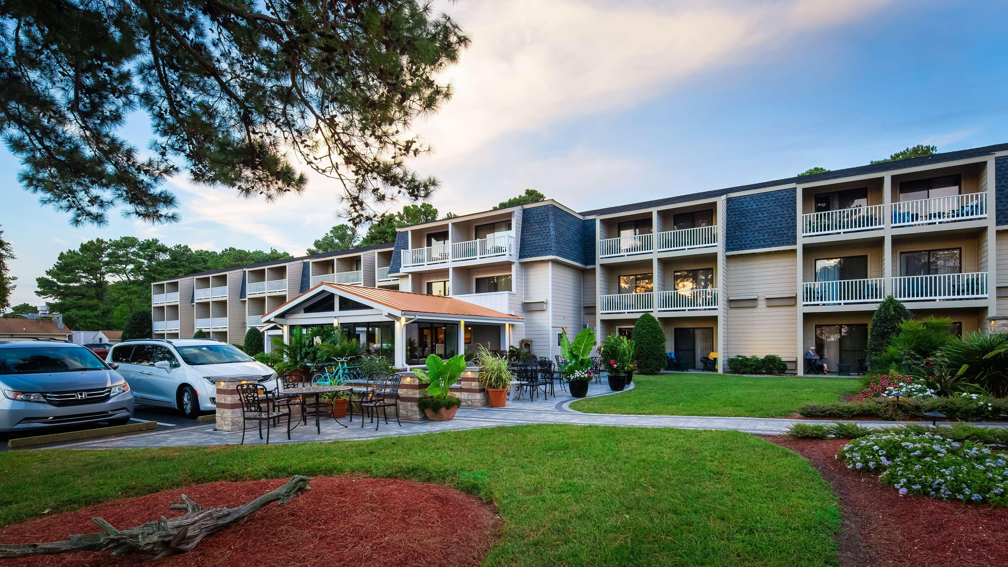 Western Island Hotel