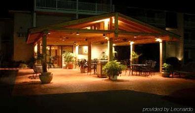 Western Island 3* Chincoteague