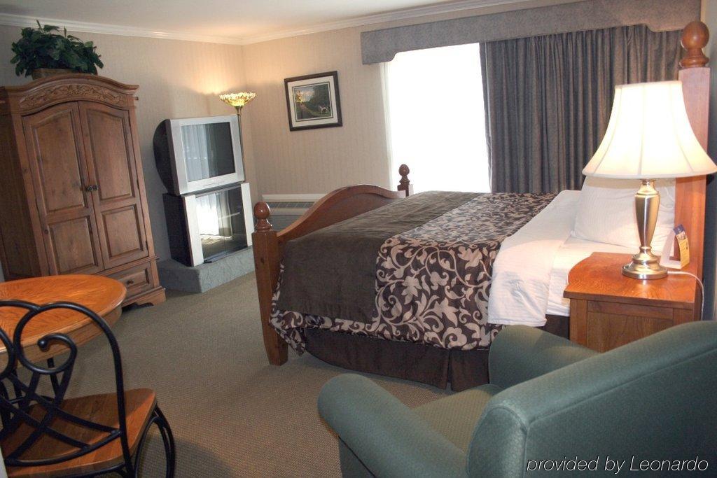 Western Island Hotel