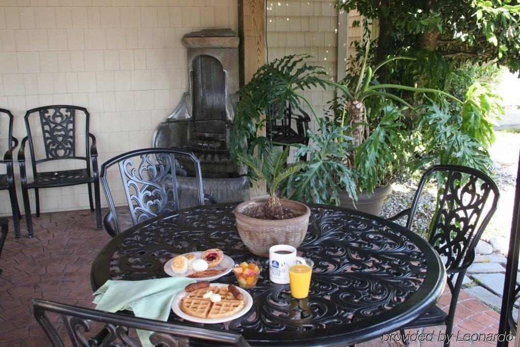 Western Island 3* Chincoteague