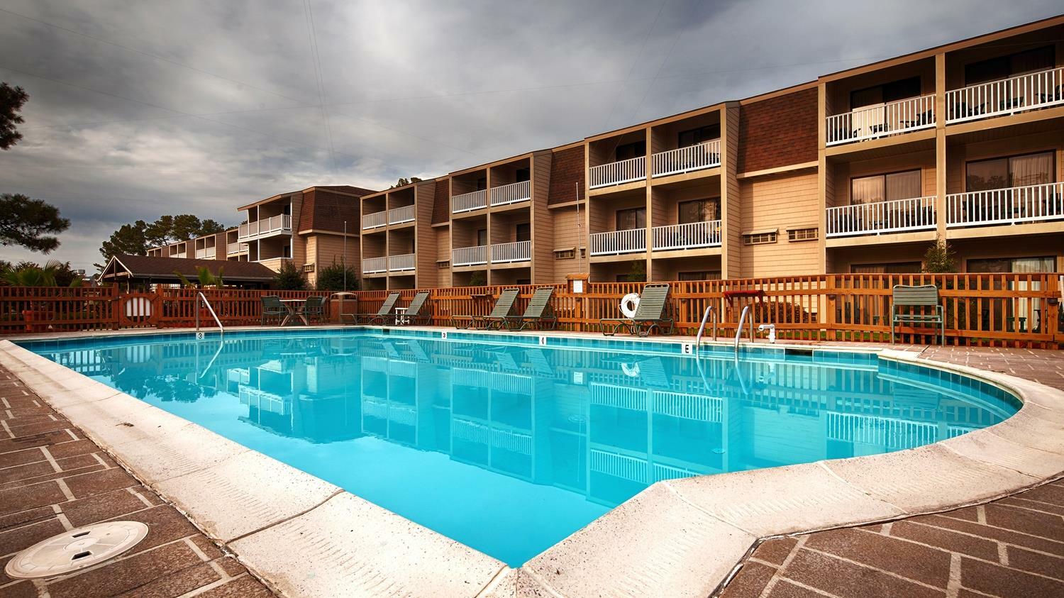 Western Island Hotel